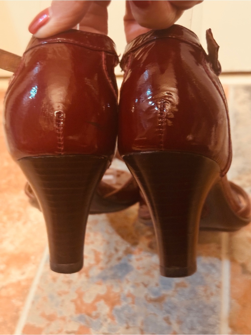 Rich, Vibrant, Sofft Burgundy Patent T-Strap Peep-Toe Heels! - Picture 9 of 15